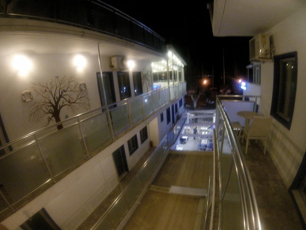 בודרום Akkan Hotel Marina (Adults Only) מראה חיצוני תמונה